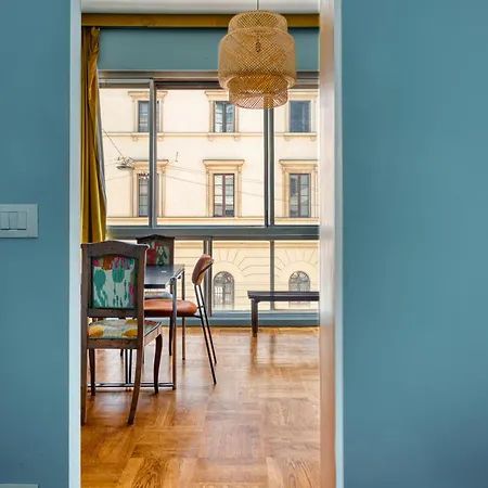 Domusmi Porta Nuova 52 Apartment