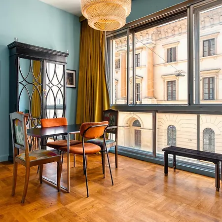 Apartment Domusmi Porta Nuova 52 Milan